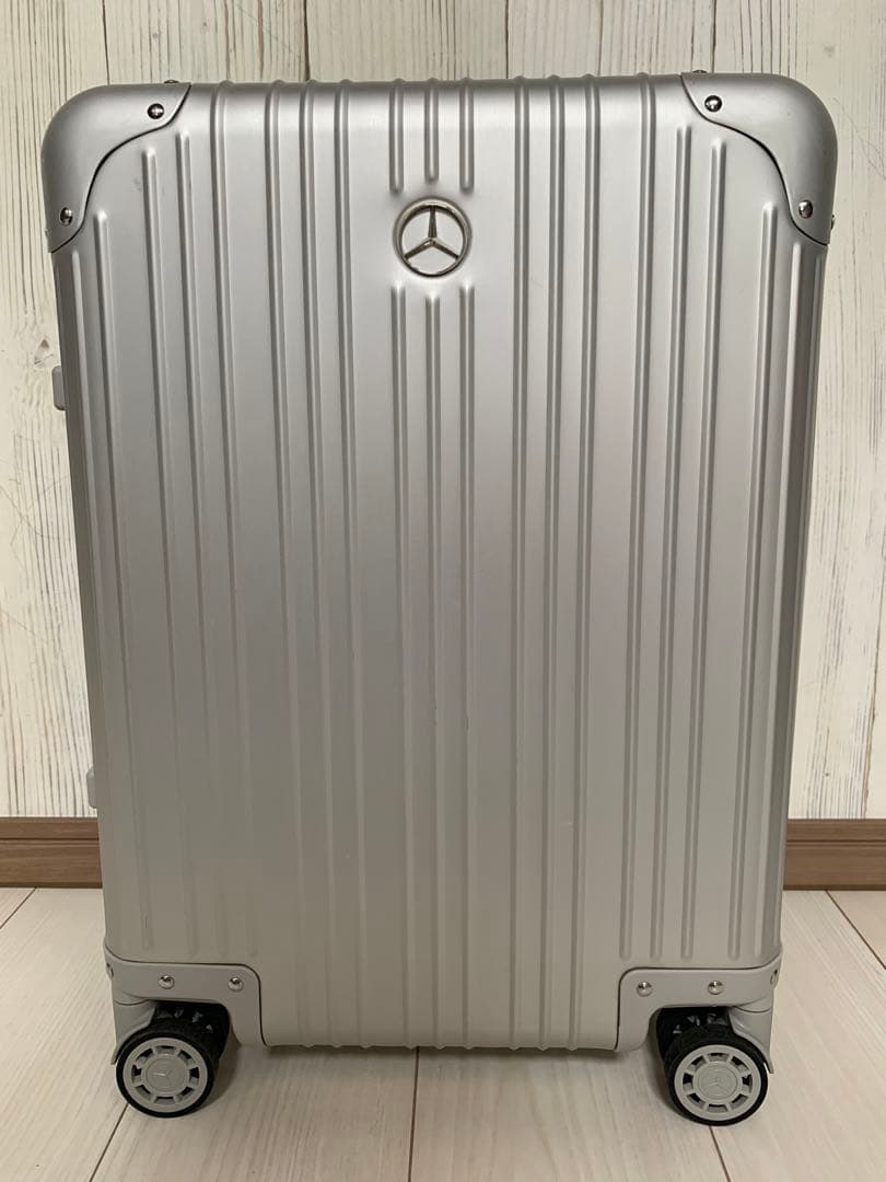 メルセデスベンツ　スーツケース　キャリーケース32L シルバー