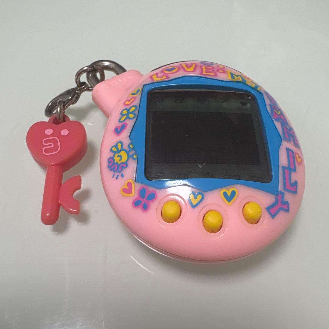 いぇー！ふぁみりーイロイロ！たまごっちプラス　ふぁみたまラブ