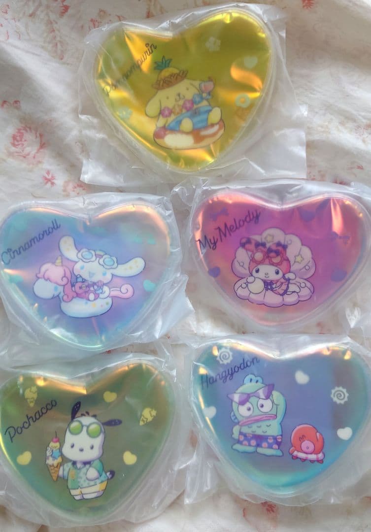 サンリオくじセット　ぬいぐるみ　チャーム他