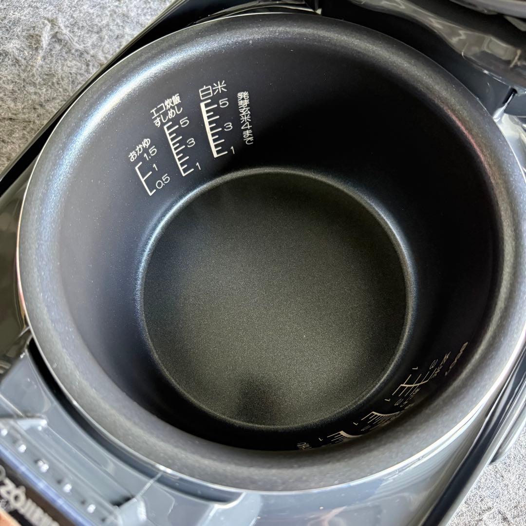 L14美品✨ 2025年製✨ 象印　炊飯器　NL-DT1