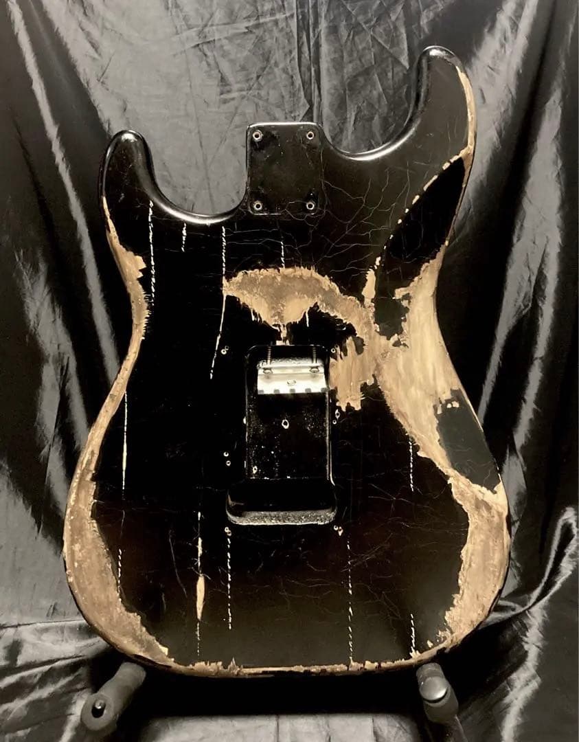 ストラトキャスター レリック ボディ　ブリッジ ピックガード ぺグ セット