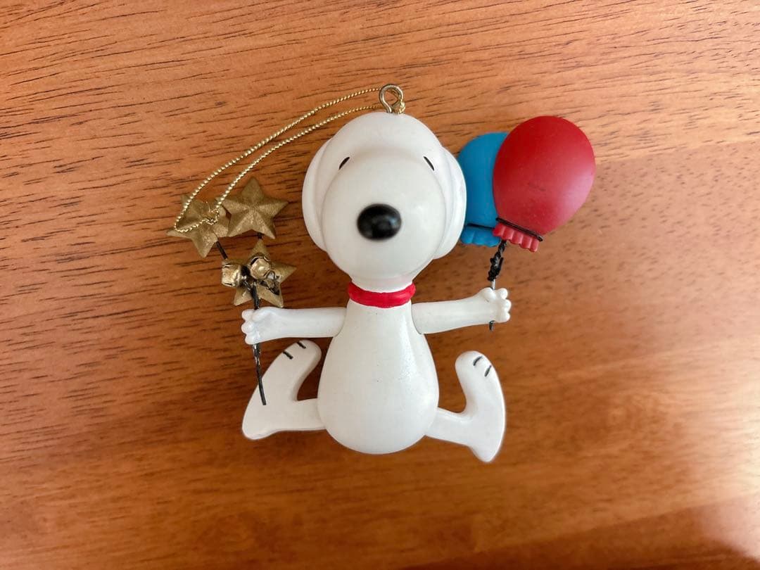 スヌーピー　PEANUTS オーナメント　ルーシー　チャーリーブラウン
