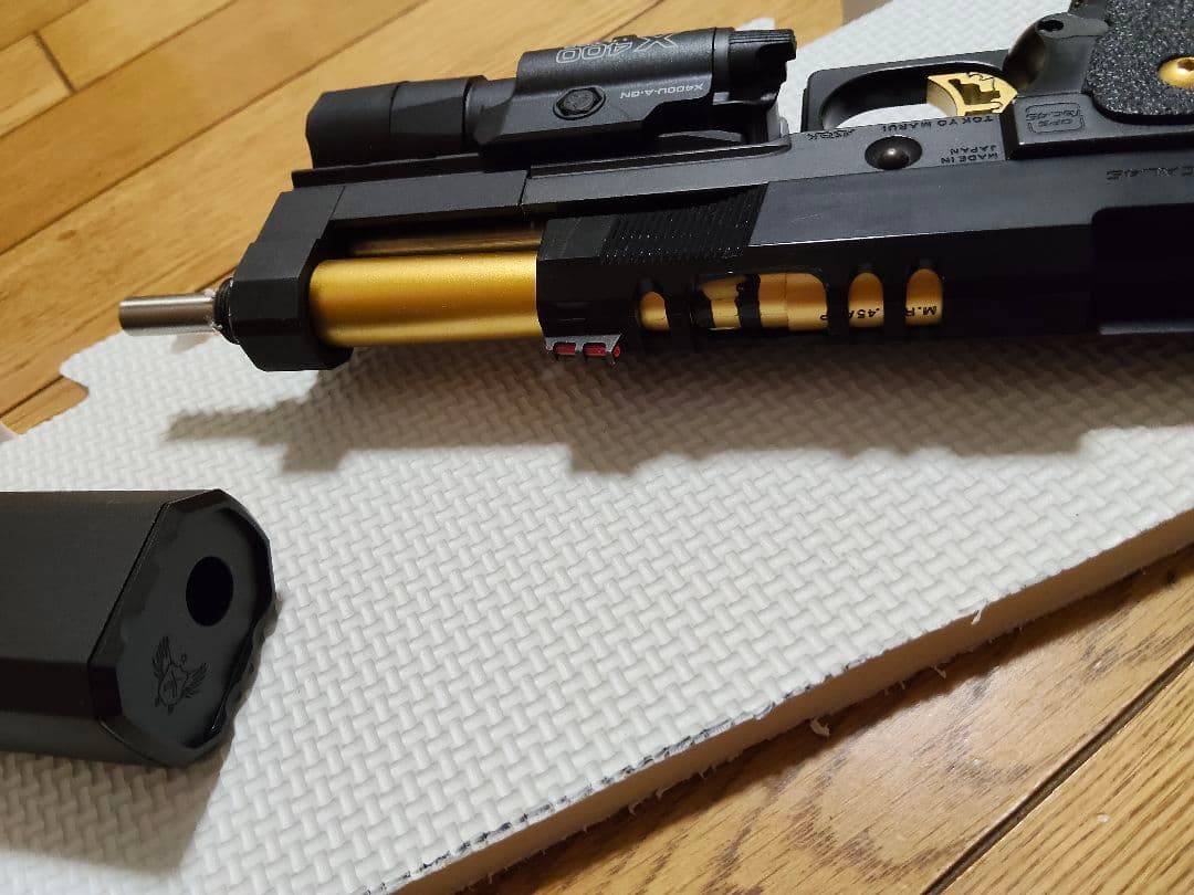 ハイキャパ　ゴールドマッチ　オスプレイサプレッサー X400ウエポンライト