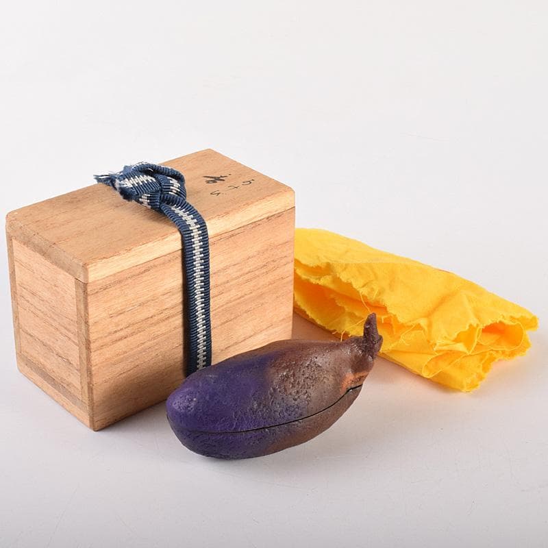 茶道具　乾漆　内金溜　あけび香合　時代箱付　V　R7588