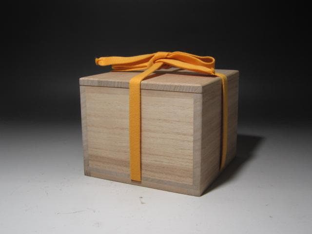 ☆　加藤卓男　志野茶碗　どっしり構えた一品です☆y250