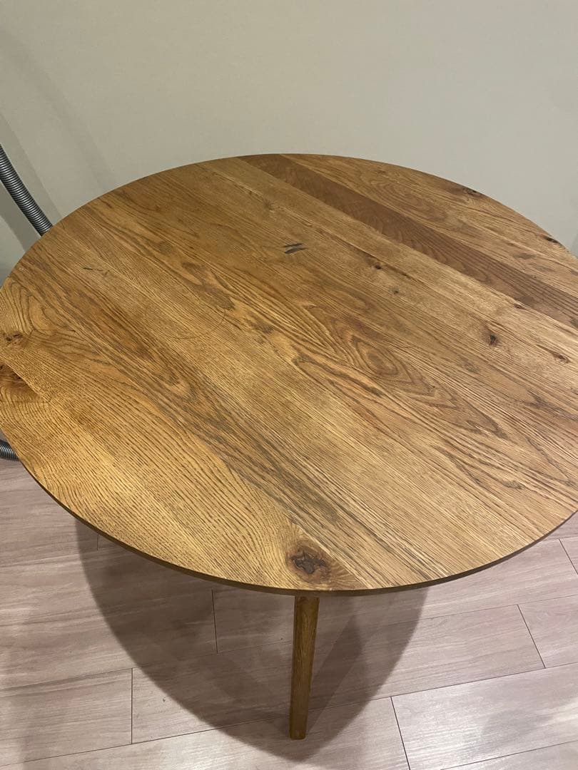 ウニコ　アディ　テーブル