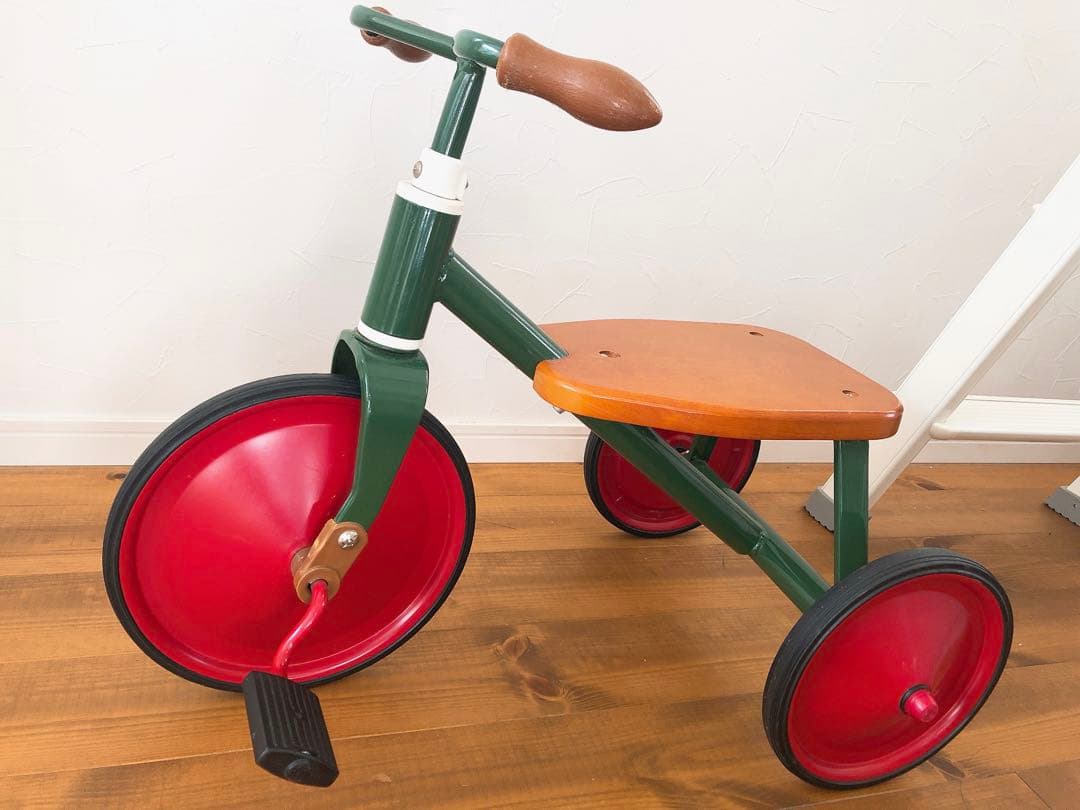 3輪車　室内のりもの　足漕ぎ　バギー