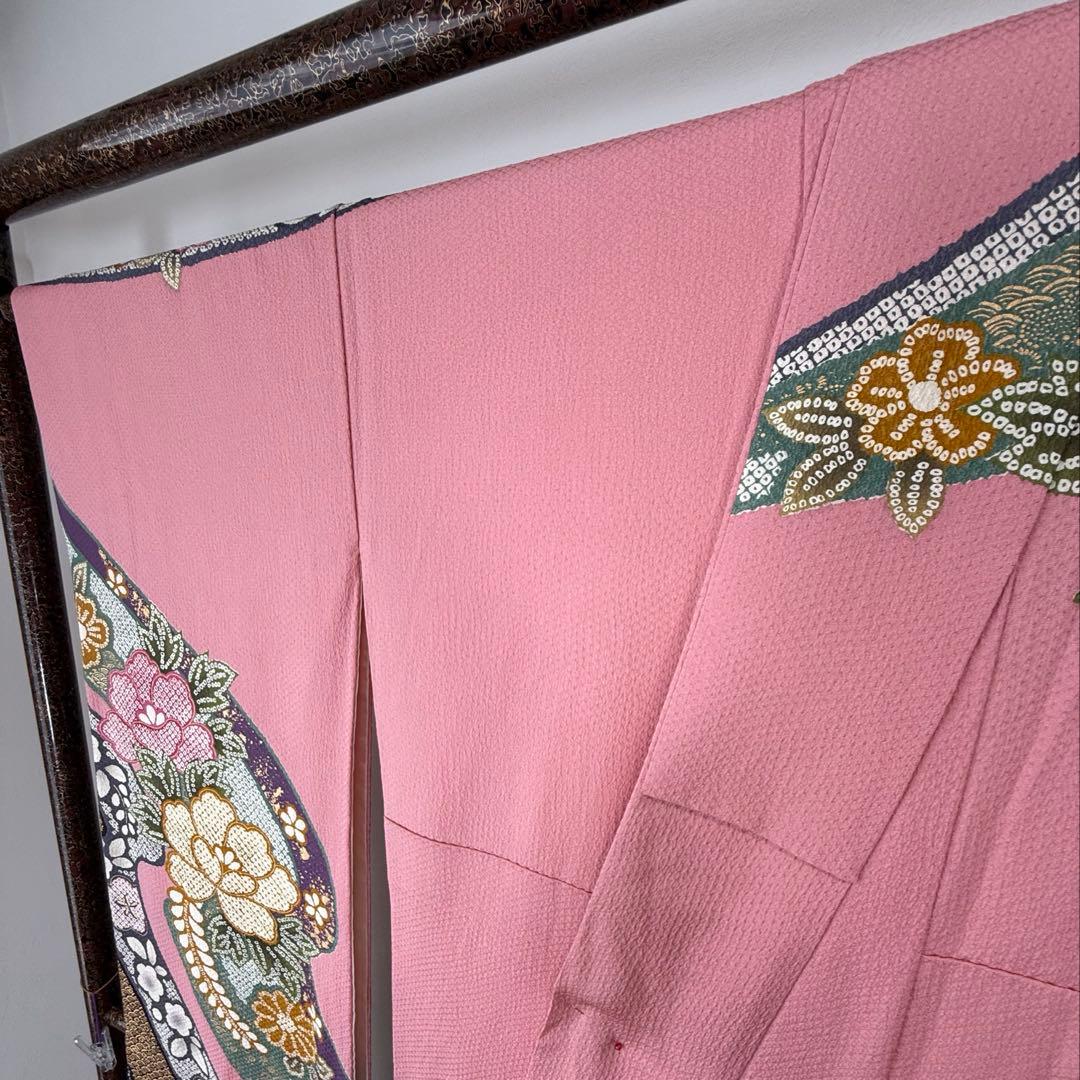 超美品　正絹　現代振袖　成人式　着物　166㎝　ピンク　金駒刺繍　絞り柄　個性的