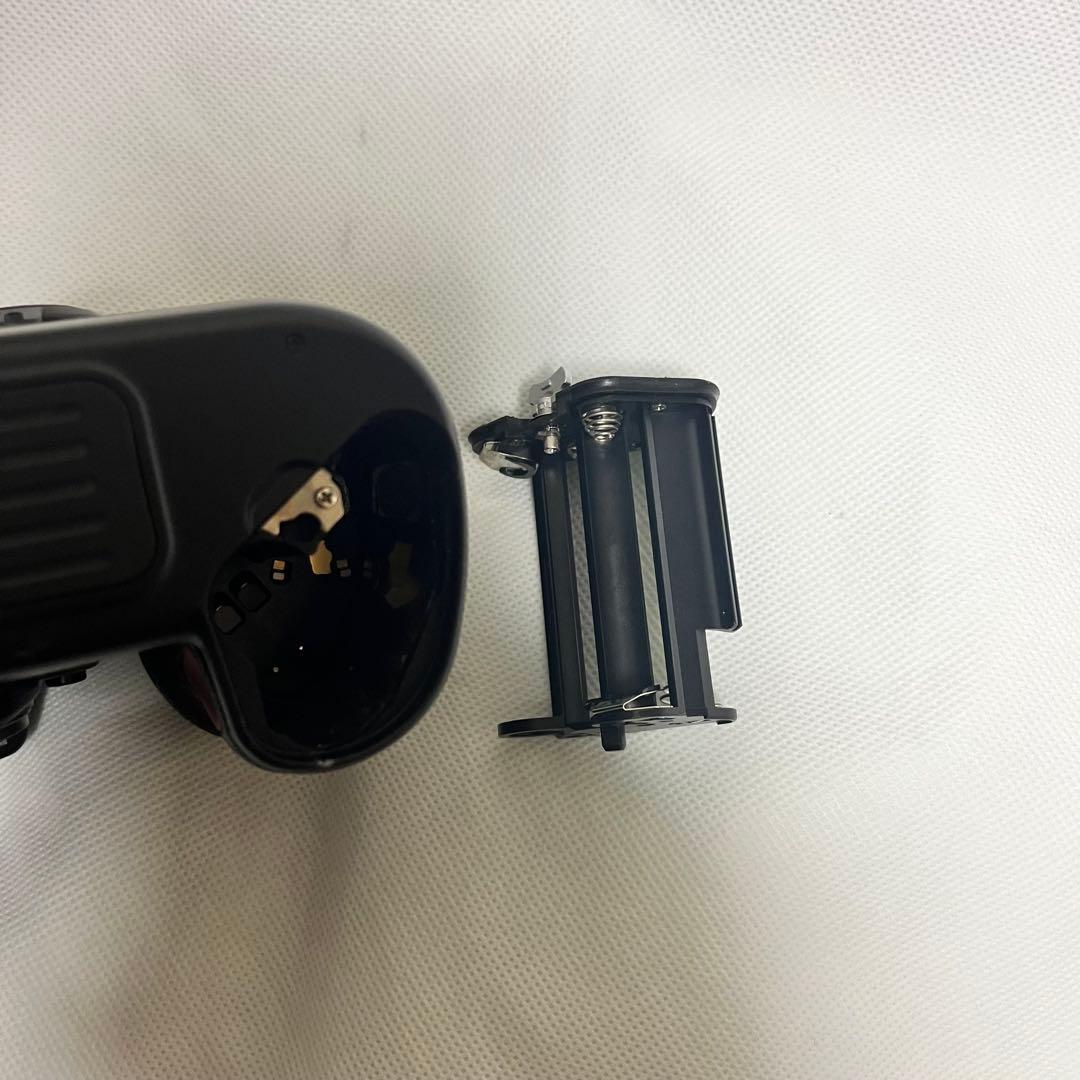 Nikon F100 一眼レフカメラ