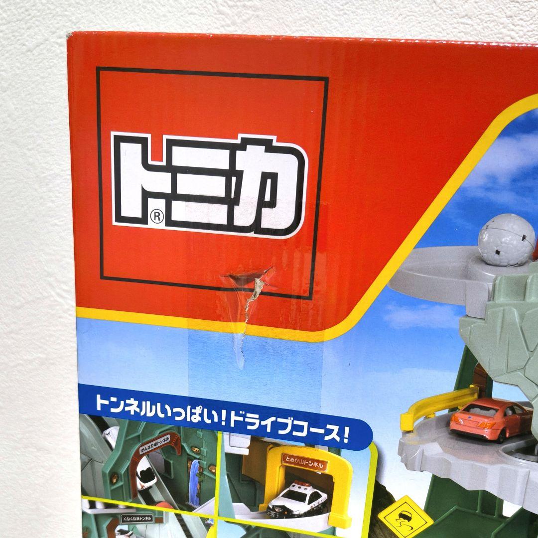 トミカ トンネルくぐって やまのぼりドライブ スペシャルトミカ付き 新品未開封
