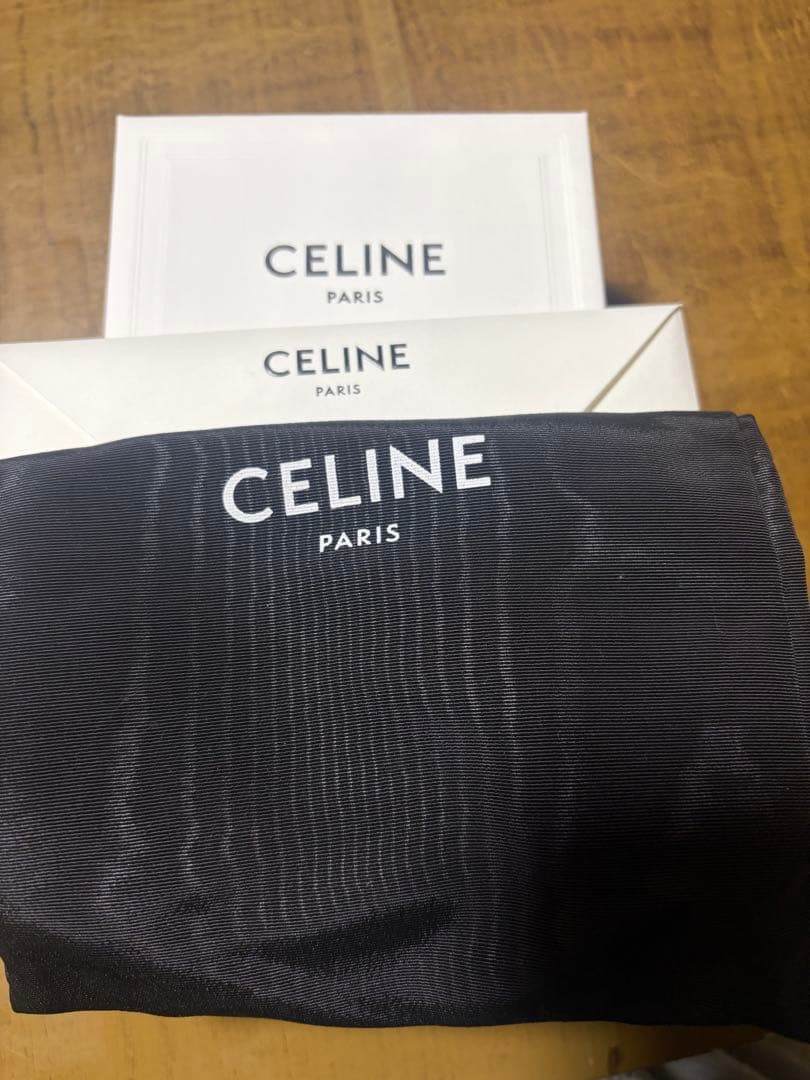 CELINE スモール トリフォールドウォレット