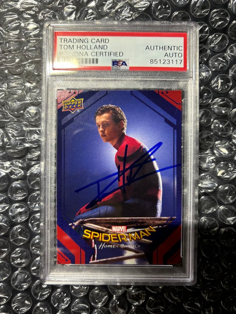 トム・ホランド　スパイダーマン　直筆サイン　オートグラフ