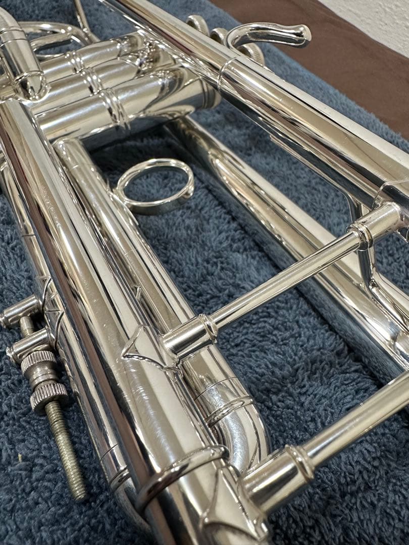 Bach トランペット　Stradivarius 180ML37SP