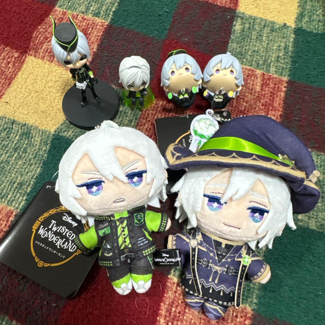 ツイステ シルバー グッズ☆1/30まで‼️