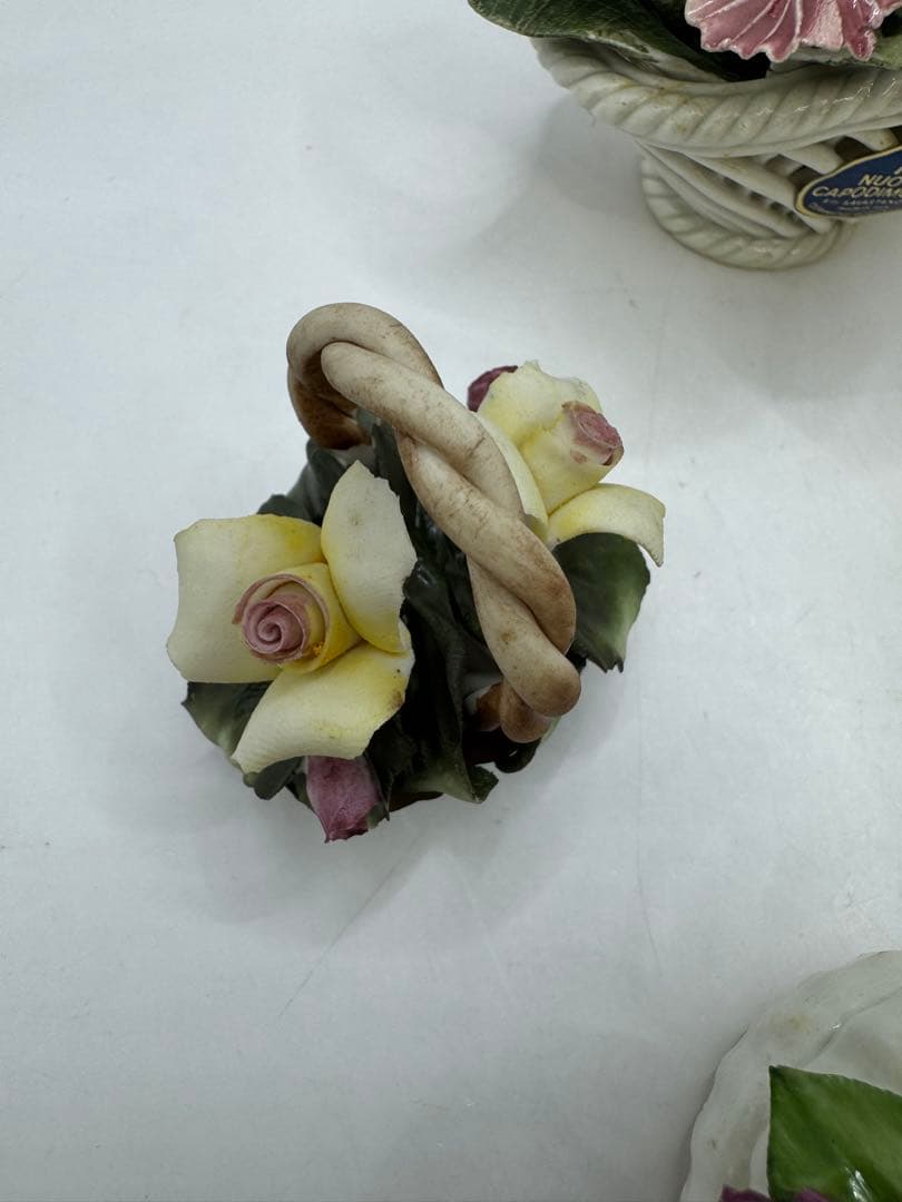 CAPODIMONTE カポディモンテ イタリア製 陶器 薔薇 花 カゴ