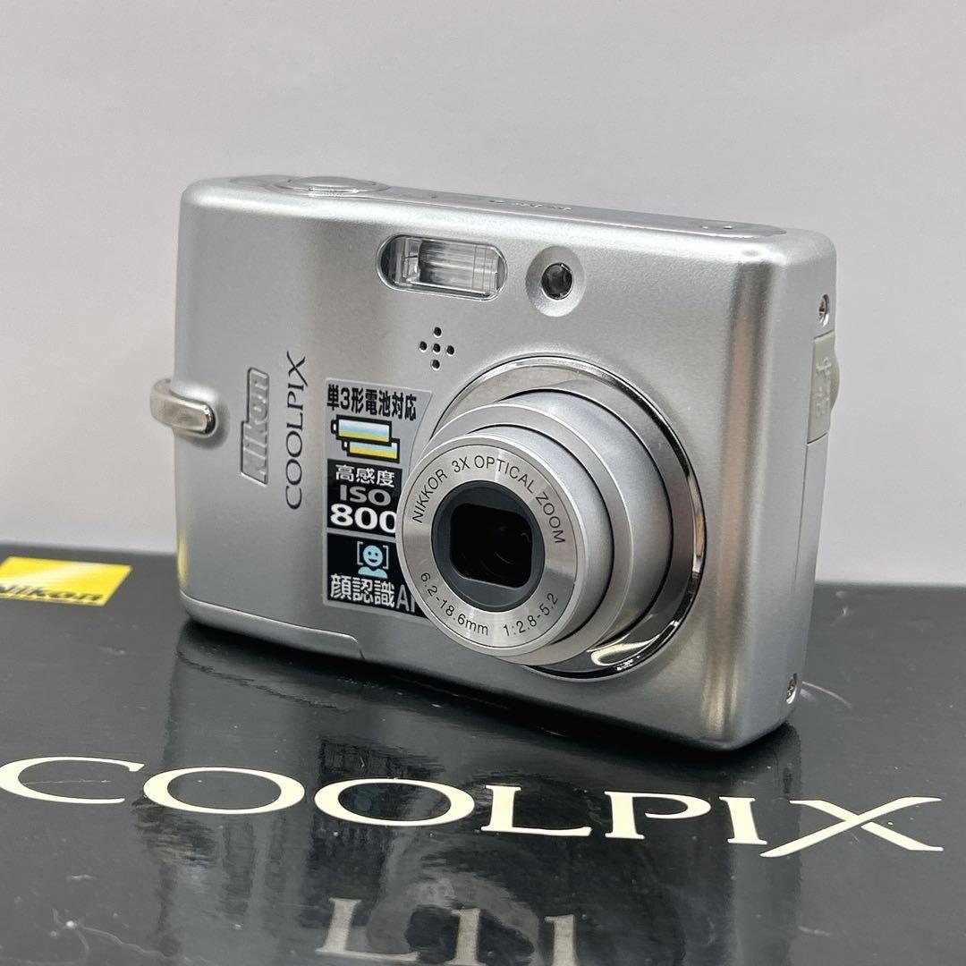 ✨動作品✨NIKON COOLPIX L11 コンデジ 動画　オールドデジカメ