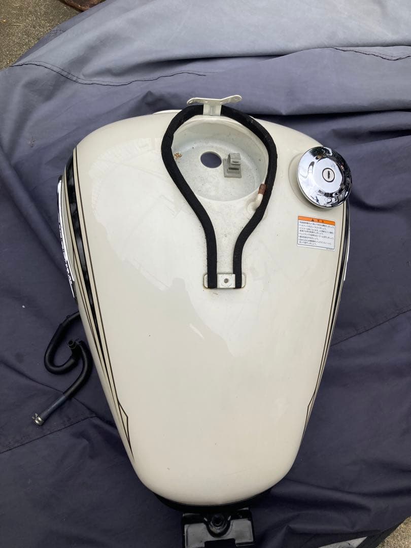 Drag Star250純正バイクタンク ホワイト 2012年式