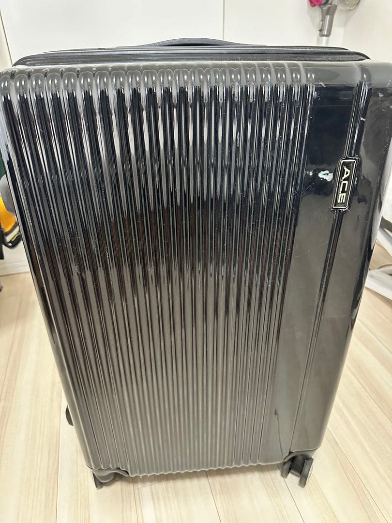 【美品】ACE キャリーケース ブラック 4輪