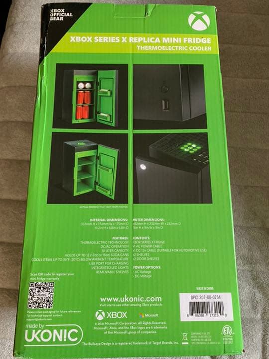Xbox Series X Replica Mini Fridge 冷蔵庫