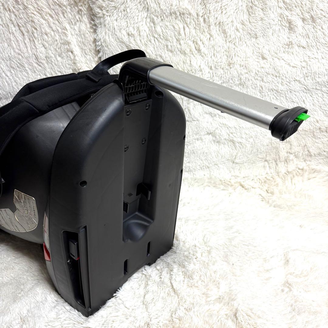 マムズキャリー　ターンレジェFIX グレー　ISOFIX 西松屋