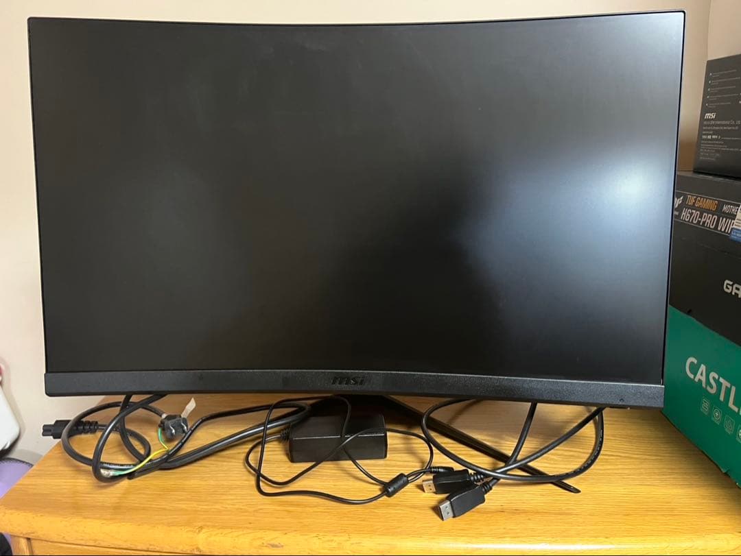 MSI 27インチ ゲーミングモニター 本体