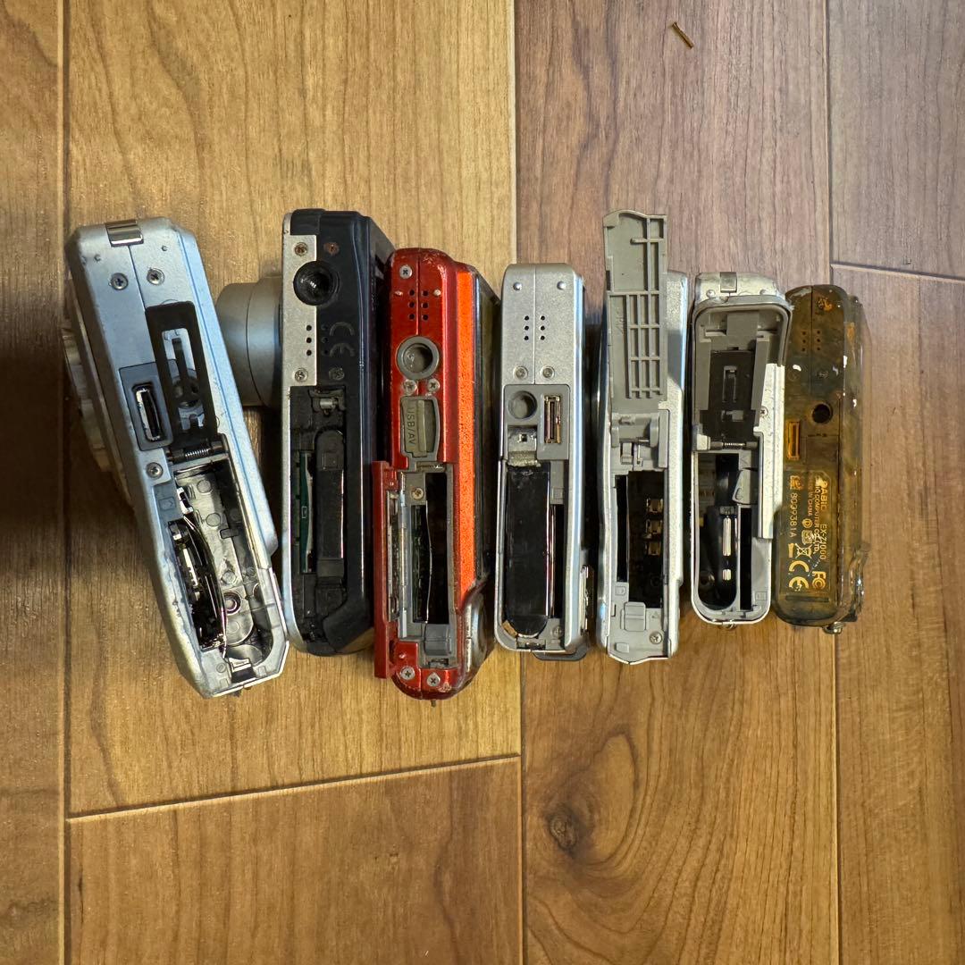 d*9様 ジャンク16台セット CASIO EXILIM デジタルカメラ