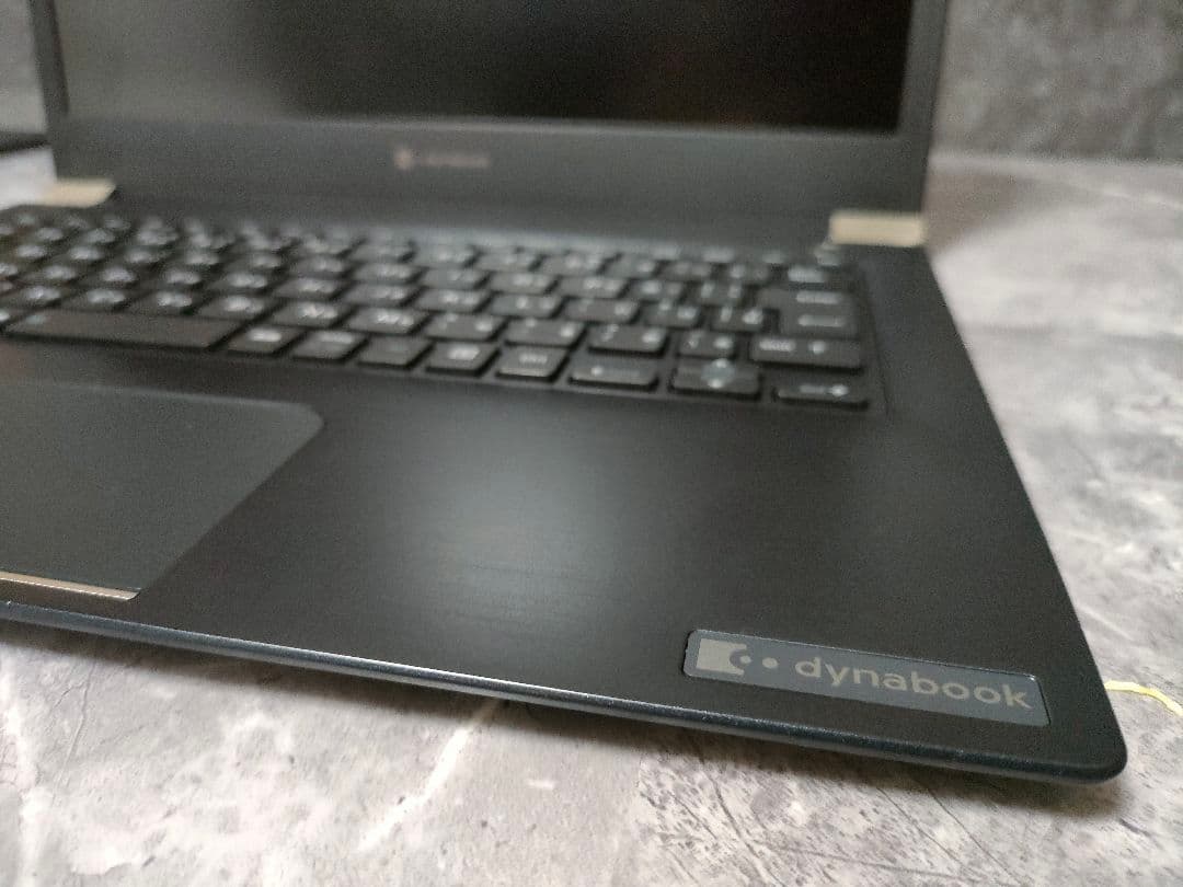 美品 dynabook corei5 第10世代 メモリ16 新品NVMeSSD