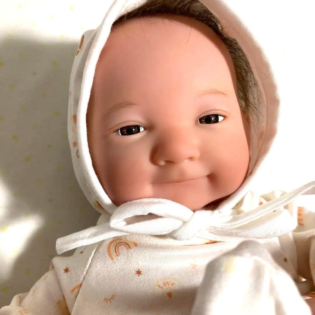 赤ちゃん　お人形　笑顔　リボーンドール　低体重児　小さめ　reborn doll