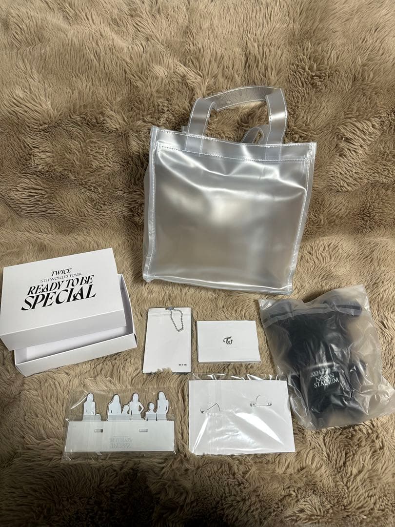 【twice】ラブリーぬいぐるみ + LIVEアップグレード特典