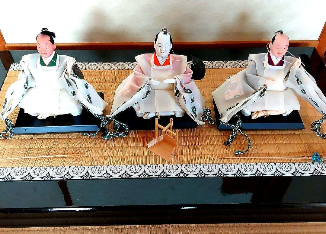 雛人形 　仕丁 　三人官女　五人囃子　小物付き