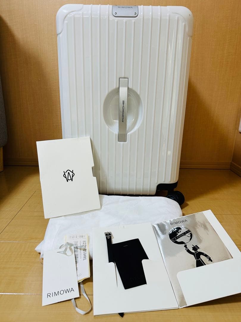 超稀少！！　PORSCHE × RIMOWA (ポルシェ純正アクセサリー)74L