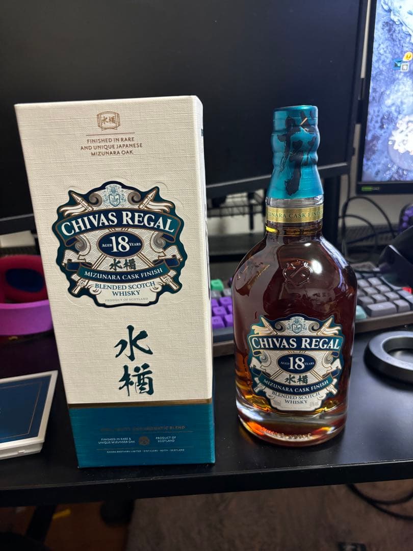 CHIVAS REGAL 18年 ミズナラ シーバスリーガル18年 ミズナラ