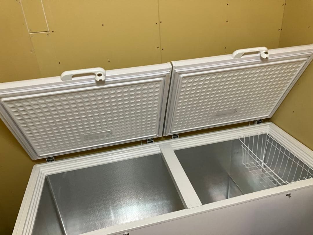 【最終値下げ！】大型冷凍庫 REMACOM レマコム　RCY-577