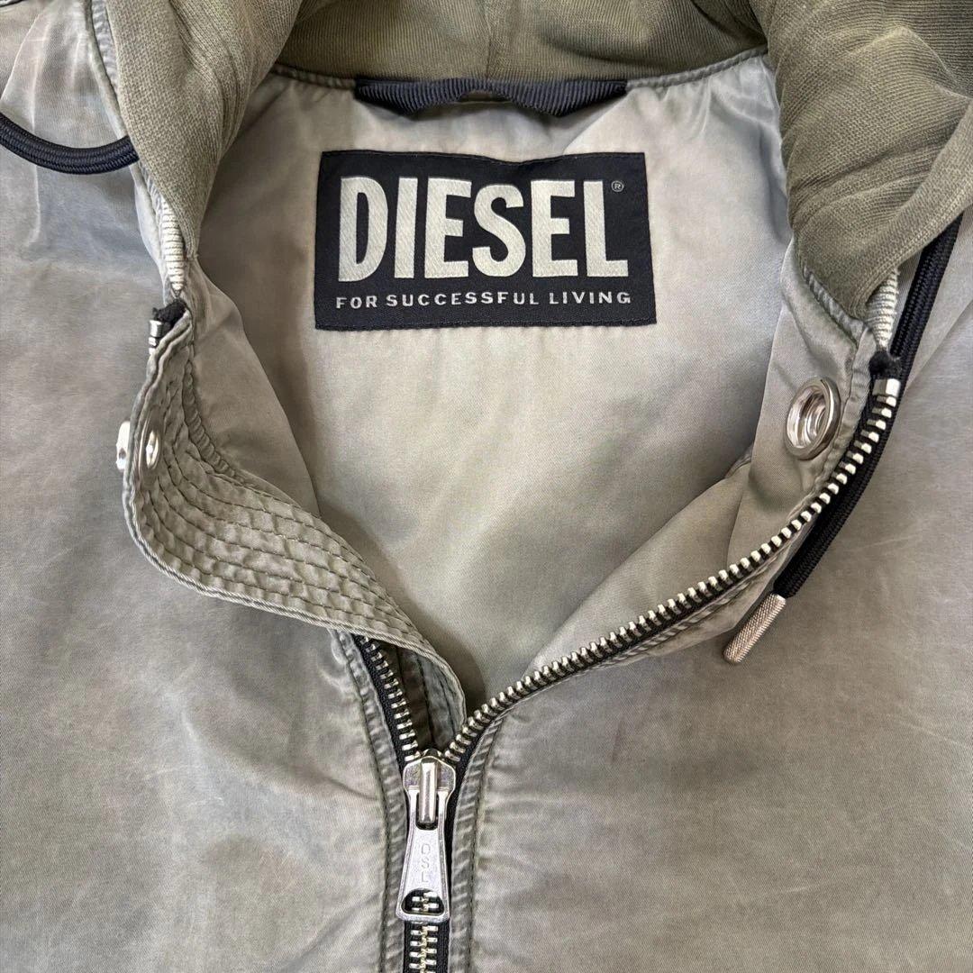 ディーゼルブルゾン　カーキ色