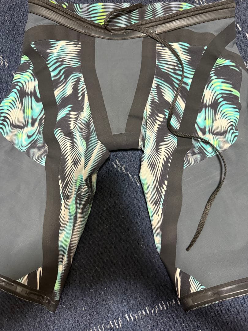 TYR VENZO 26サイズ 高速水着 競泳水着