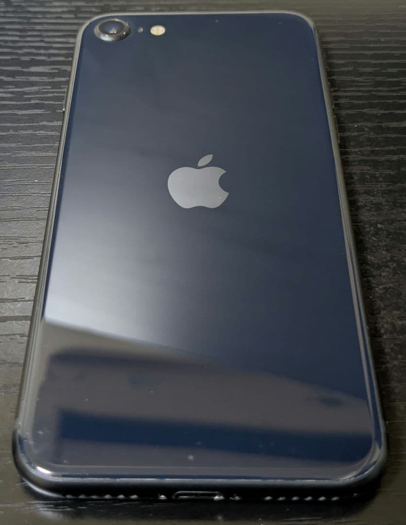 iPhone SE3 128GB バッテリー100%