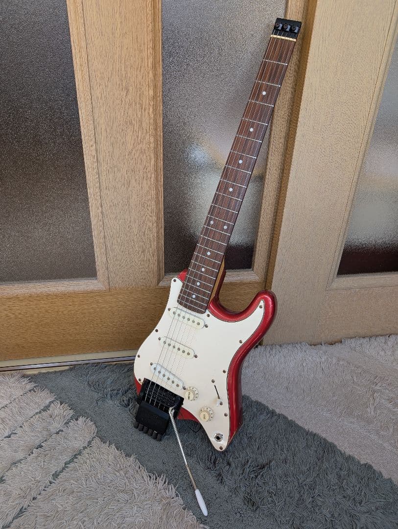 ヘッドレス　ストラト　エレキギター