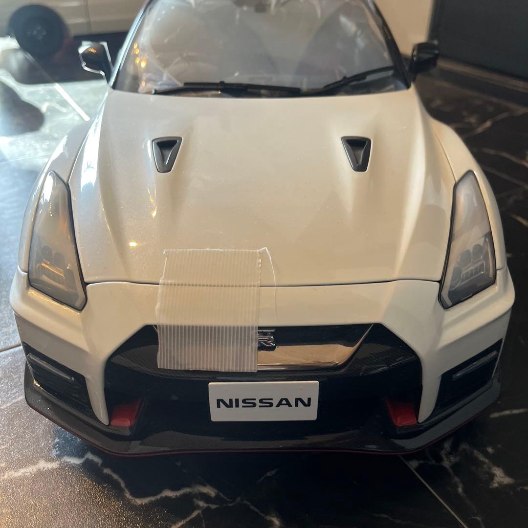 ディアゴスティーニ　Nissan GT-R Nismo 1/18 スケールモデル