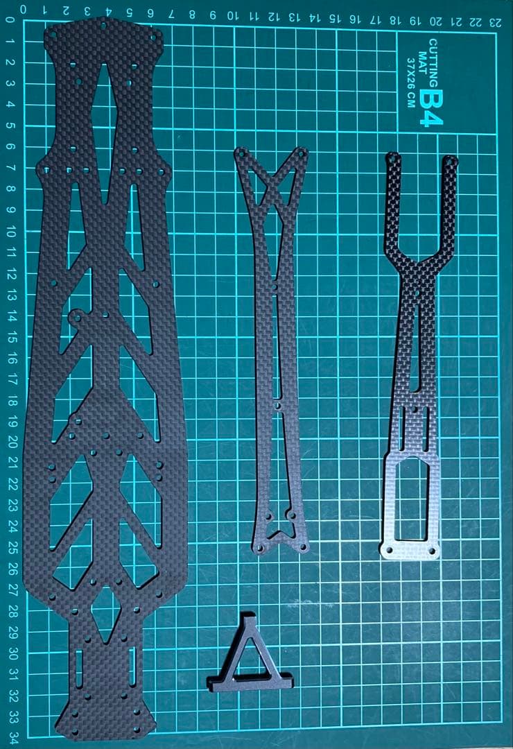 RD2.0用 ヨコモ カーボンシャーシ アッパーデッキ アルミボディポスト