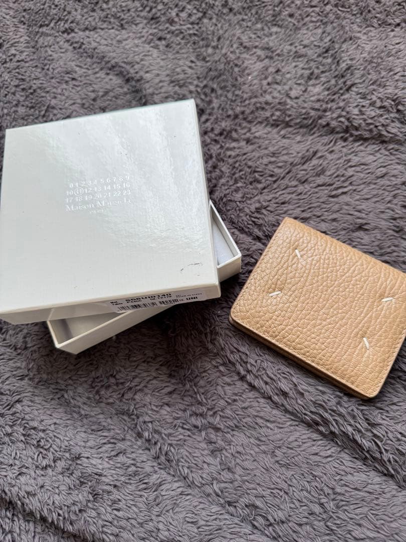 メゾンマルジェラ　二つ折り財布　折財布