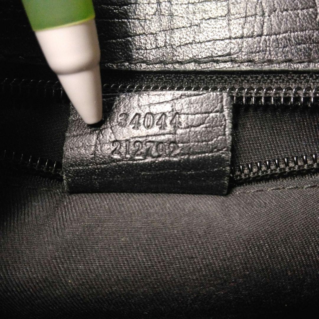 GUCCI ビジネスバッグ　ブリーフケース　A4可　ナンバー錠　シルバー金具