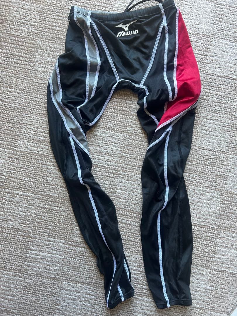 l*a様 Mizuno 競泳水着 L 黒/赤