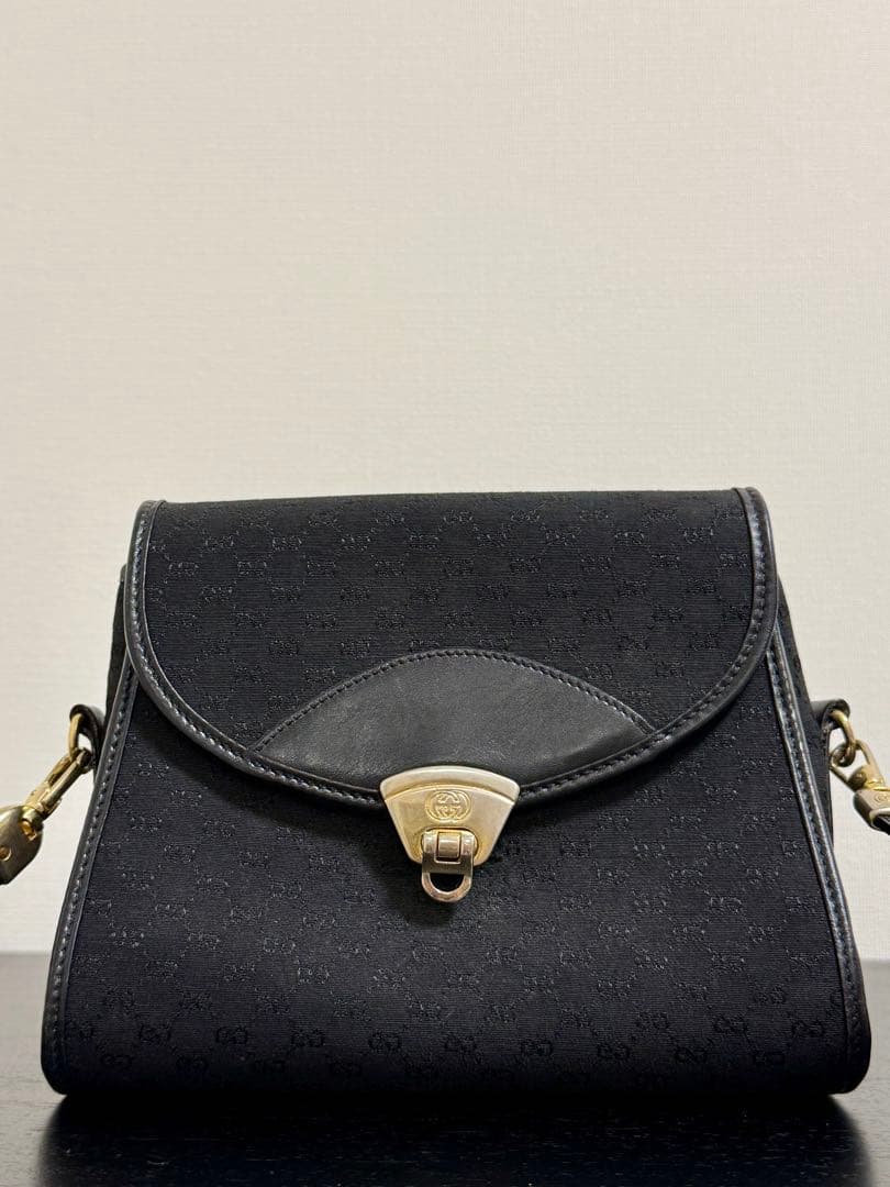 【中古】オールドグッチ GGキャンバス ターンロック 黒※内側難あり