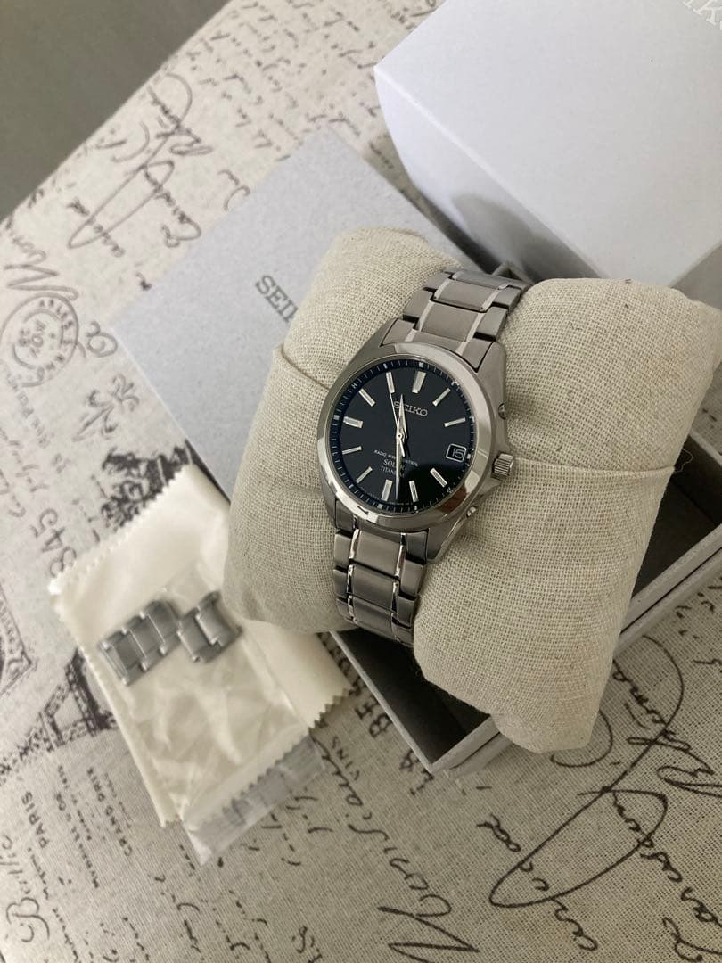 超美品！ SEIKO セイコー チタン 電波ソーラー フルコマ sbtm217