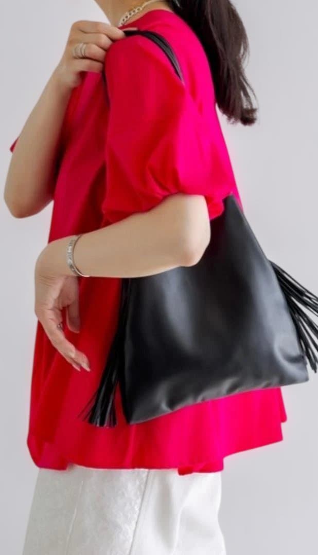 ear PAPILLONNER イア パピヨネ フリンジバッグ ショルダー 本革