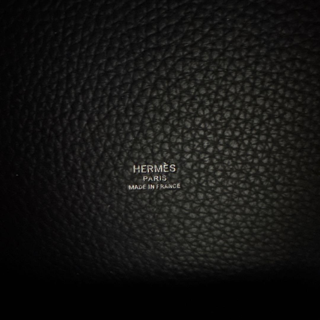 HERMES ブラック ハンドバッグ