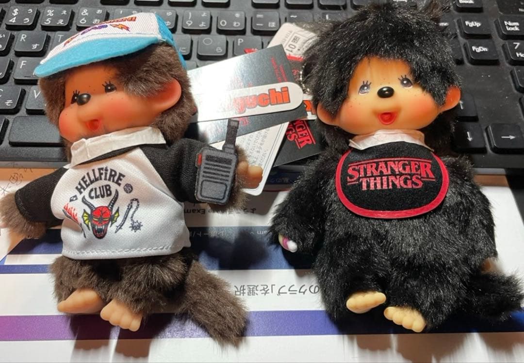 【即日発送・新品未使用】モンチッチ キーチェーン ストレンジャーシングス コラボ