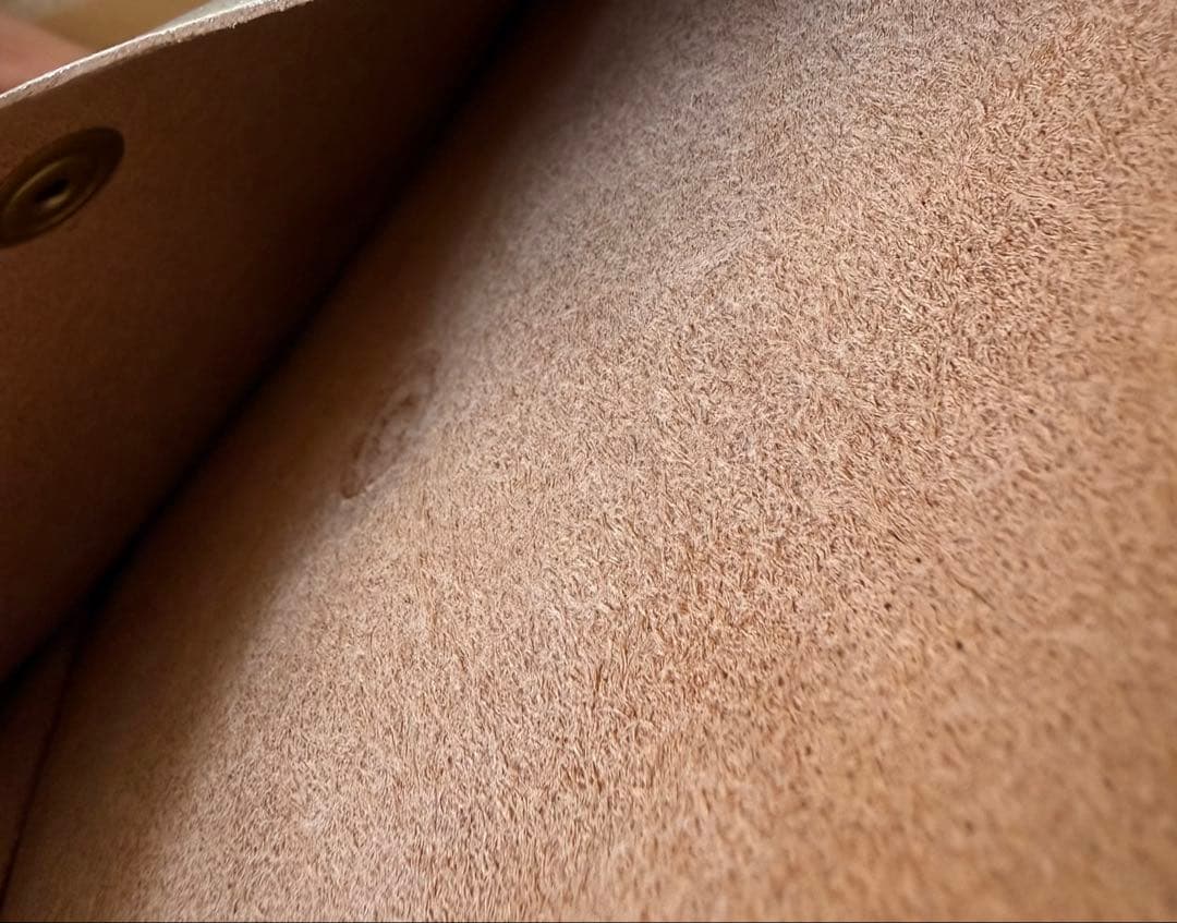 イルビゾンテ 2つ折り財布 シルバー