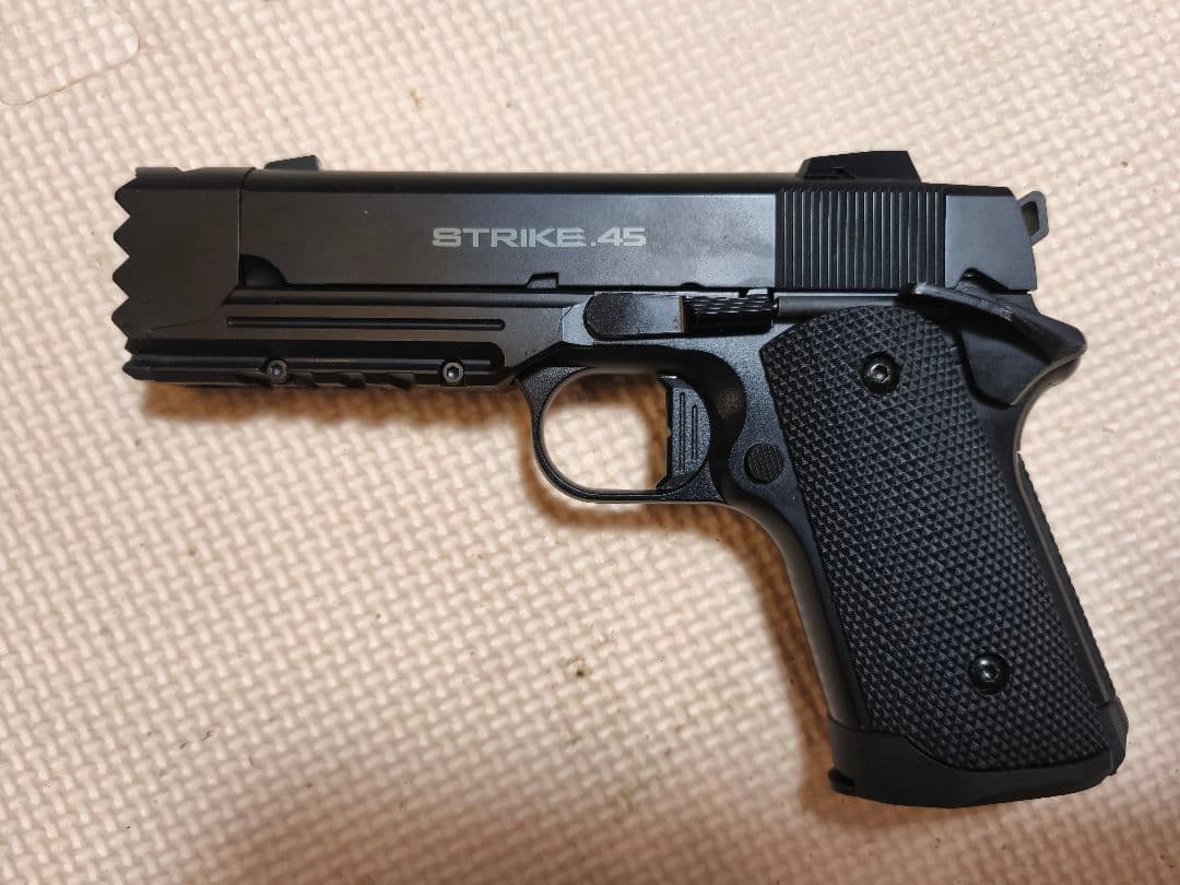 【9月末までの限定出品】東京マルイ　ストライクウォーリア