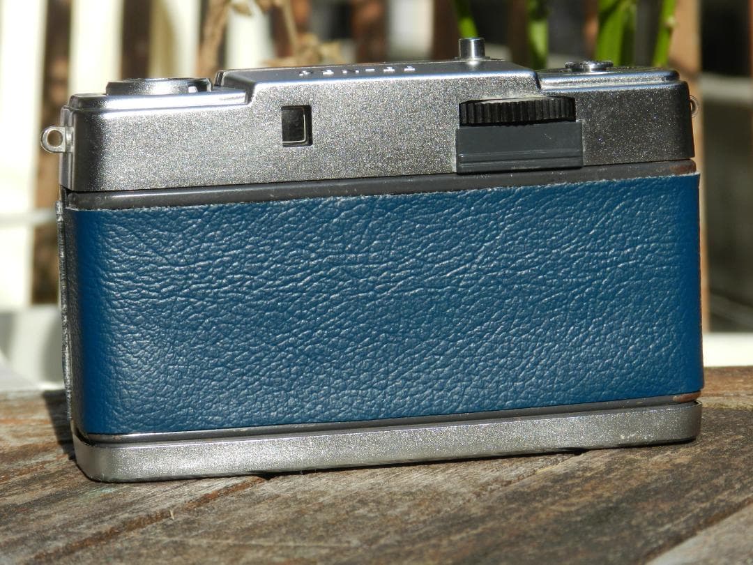 美品　OLYMPUS PEN EES EE-S フィルムカメラ　濃紺　オリジナル